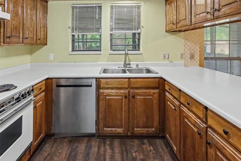 2820 Whitehurst Drive Fort Worth TX 76133