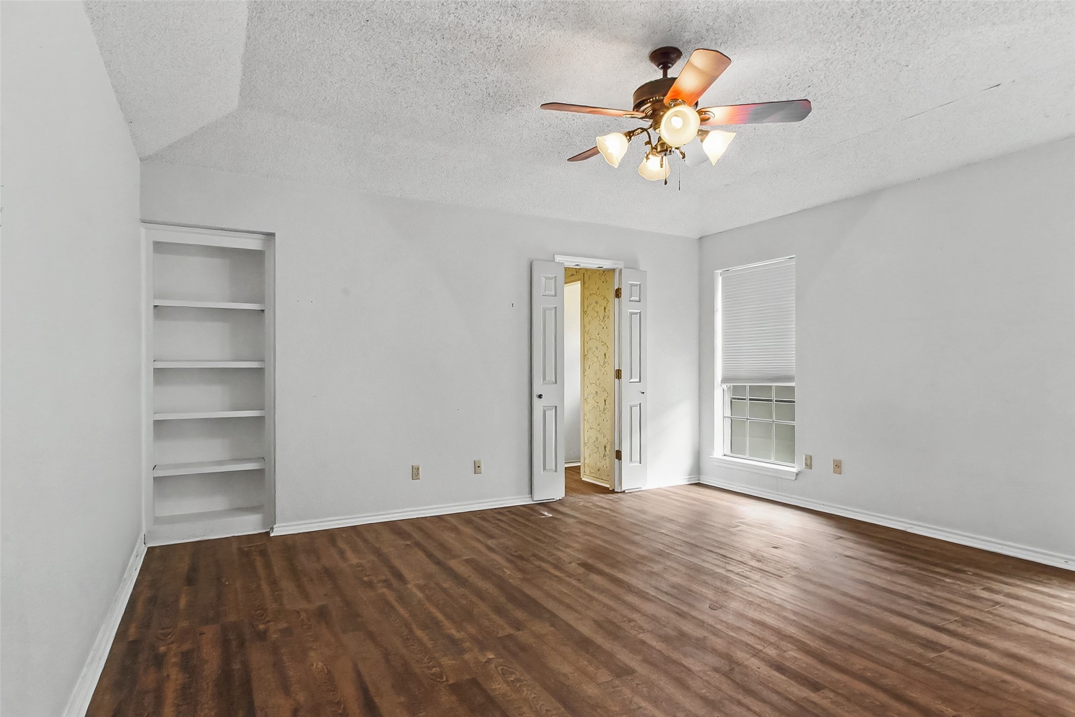 2820 Whitehurst Drive Fort Worth TX 76133