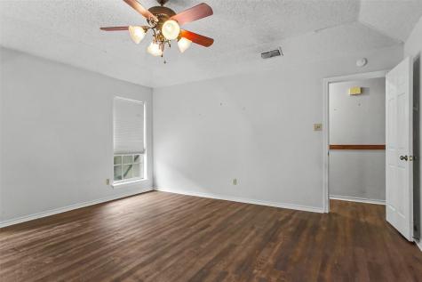 2820 Whitehurst Drive Fort Worth TX 76133