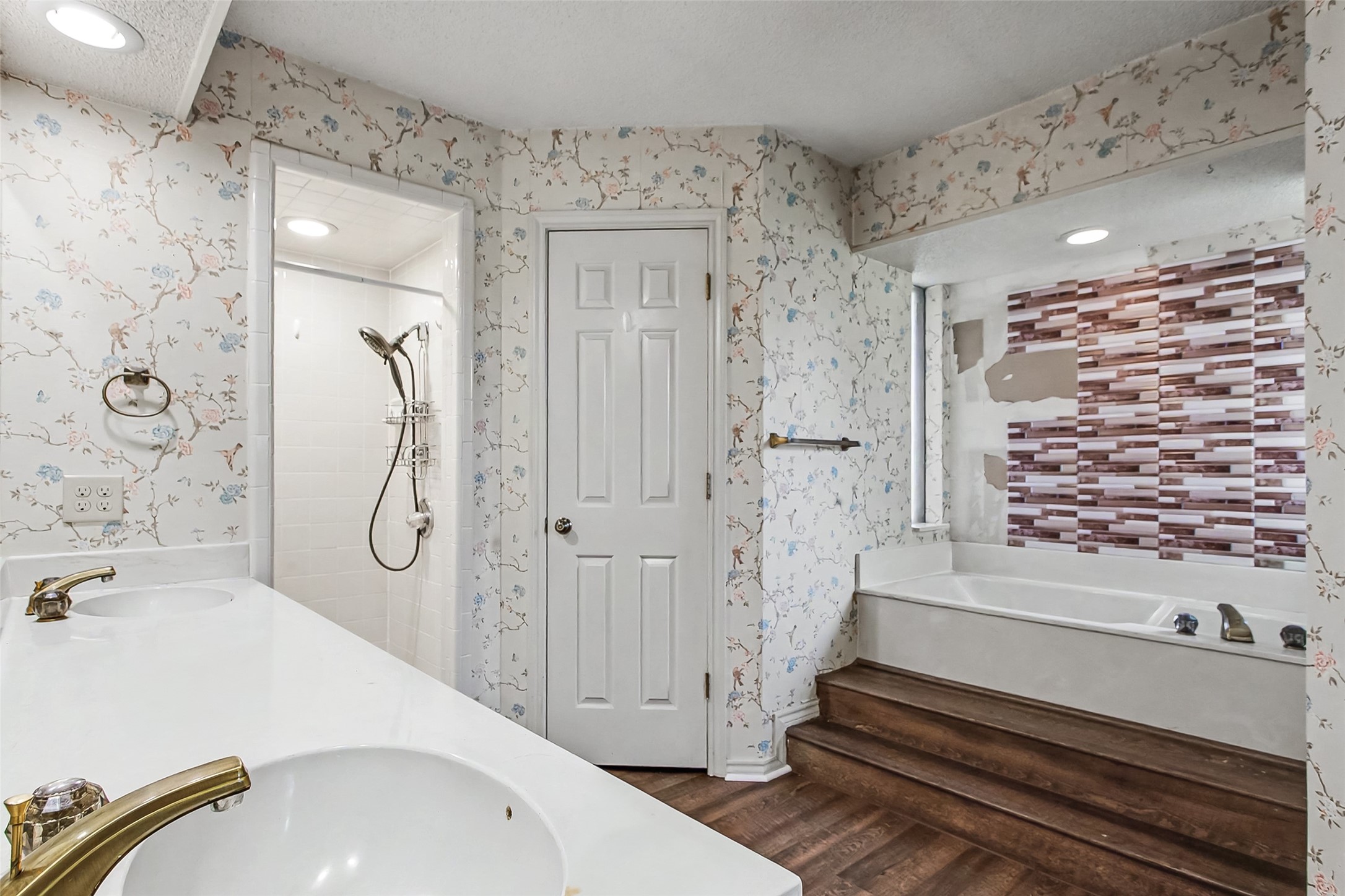 2820 Whitehurst Drive Fort Worth TX 76133