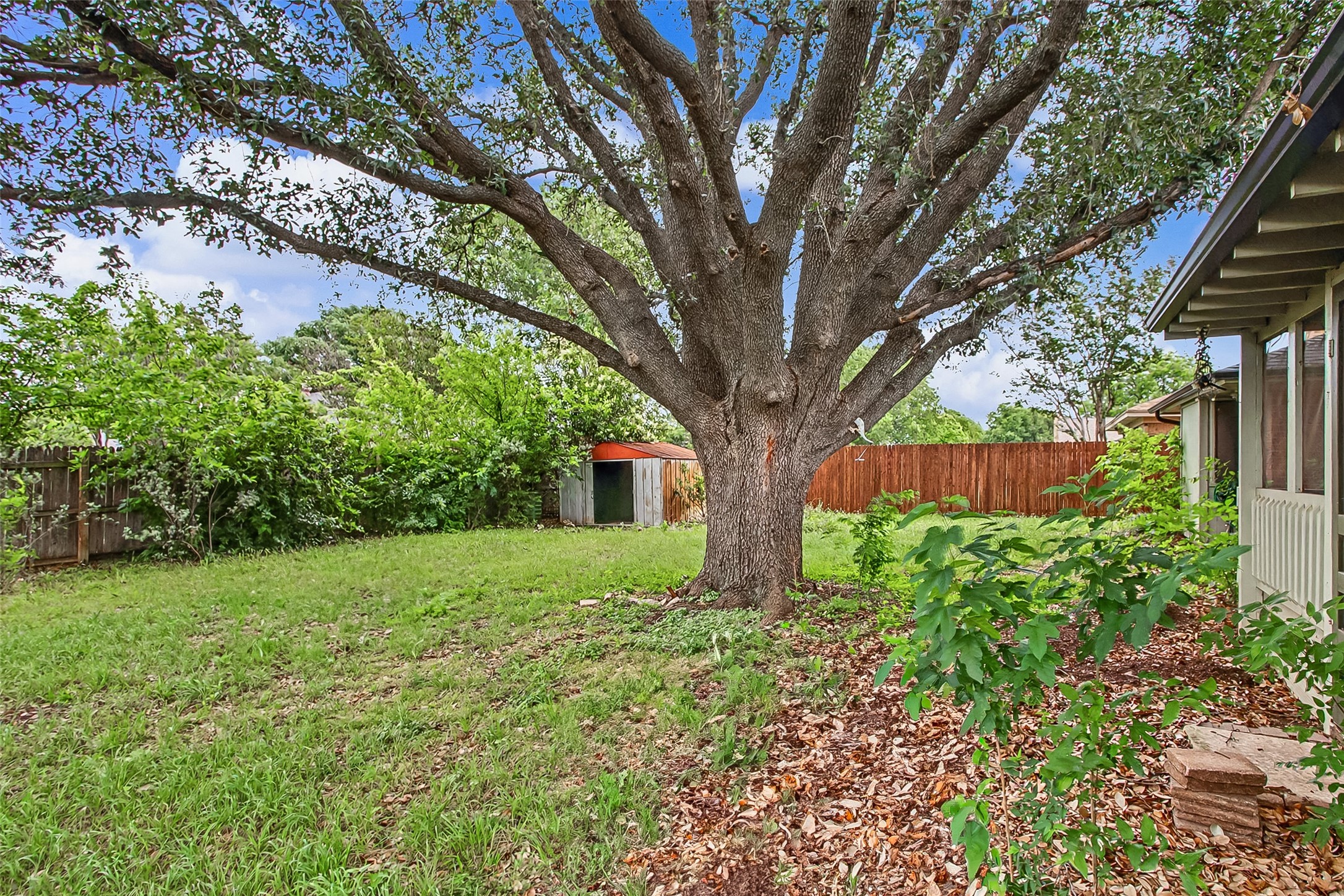 2820 Whitehurst Drive Fort Worth TX 76133