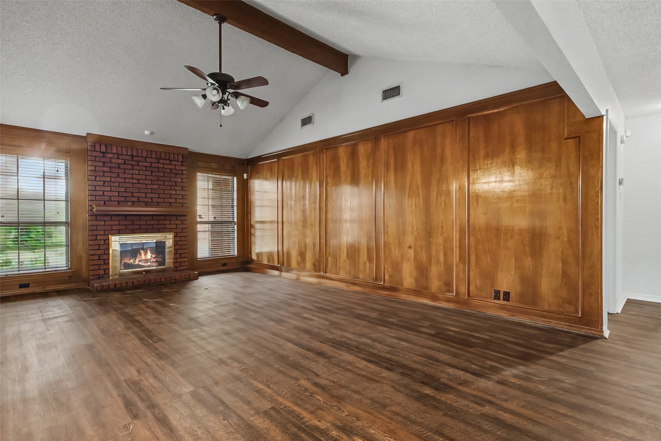 2820 Whitehurst Drive Fort Worth TX 76133