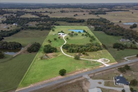 3656 S Fm 1655 Chico TX 76431