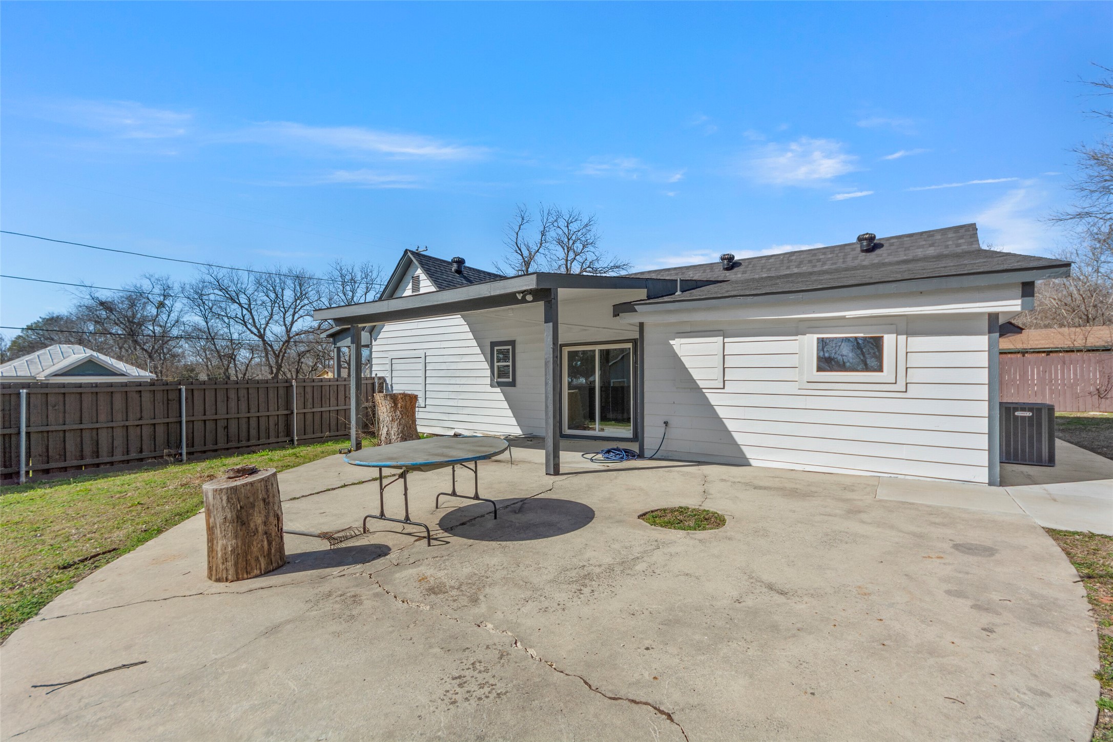 1510 S Lindsay Gainesville TX 76240