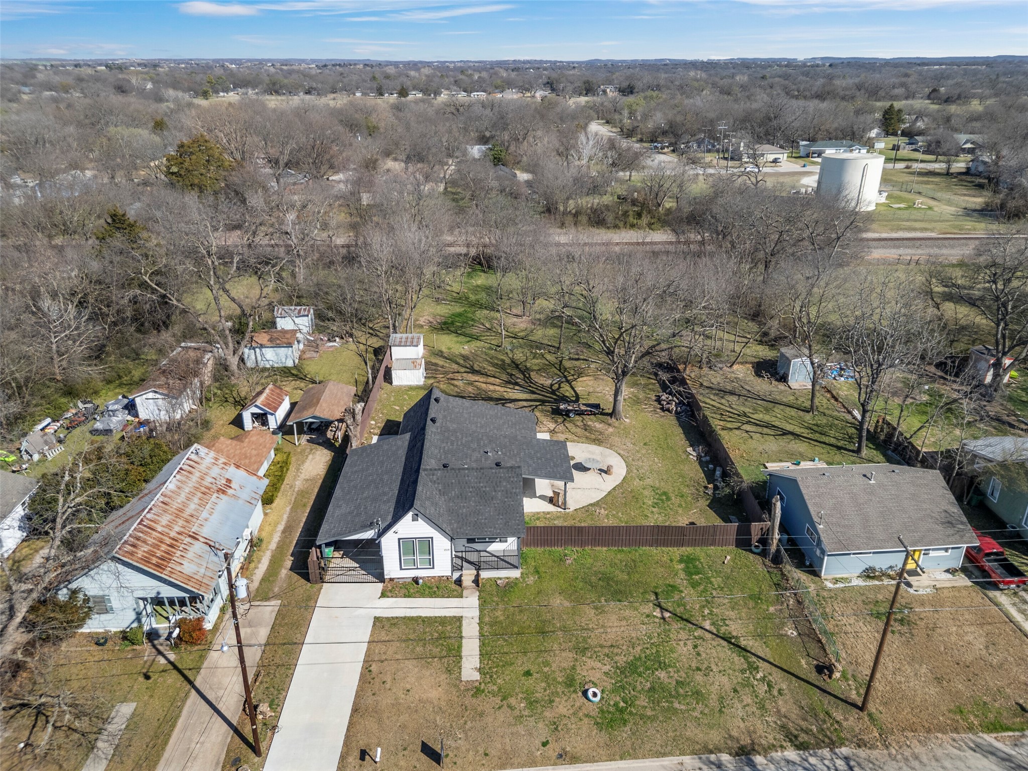 1510 S Lindsay Gainesville TX 76240