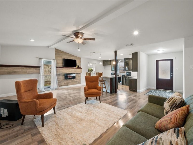 811 Green Pastures Drive Cedar Hill TX 75104