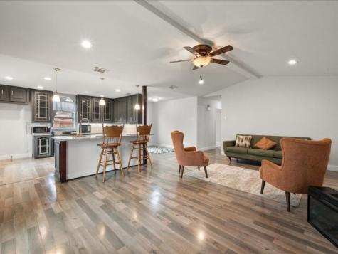 811 Green Pastures Drive Cedar Hill TX 75104