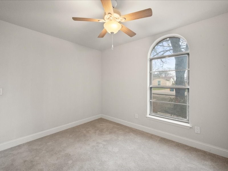 811 Green Pastures Drive Cedar Hill TX 75104