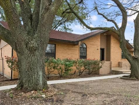 811 Green Pastures Drive Cedar Hill TX 75104