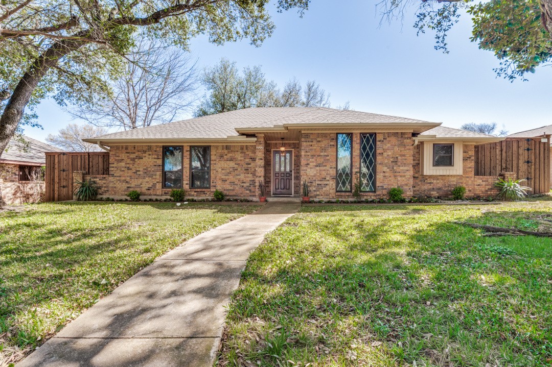 322 Cardinal Creek Drive Duncanville TX 75137