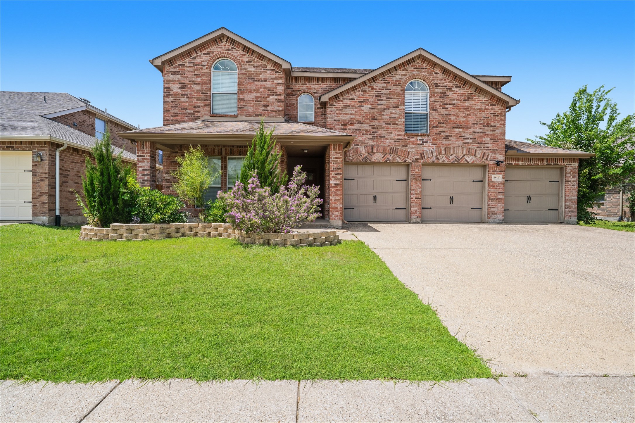 1011 Castroville Drive Forney TX 75126