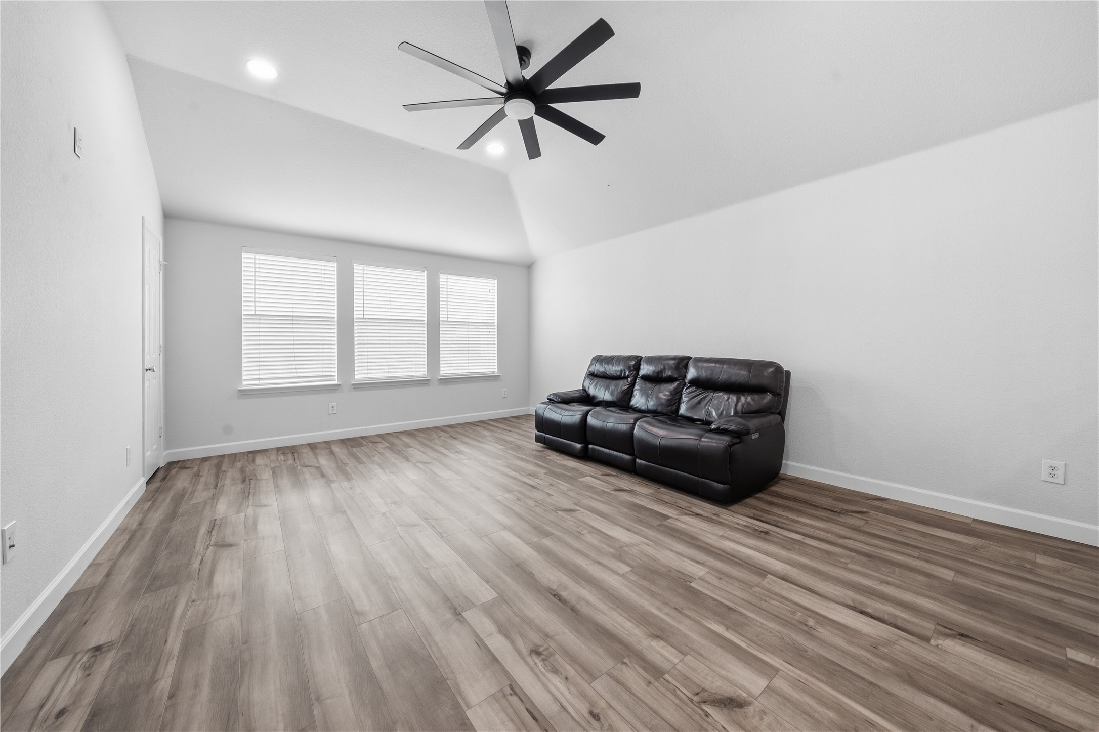 1011 Castroville Drive Forney TX 75126