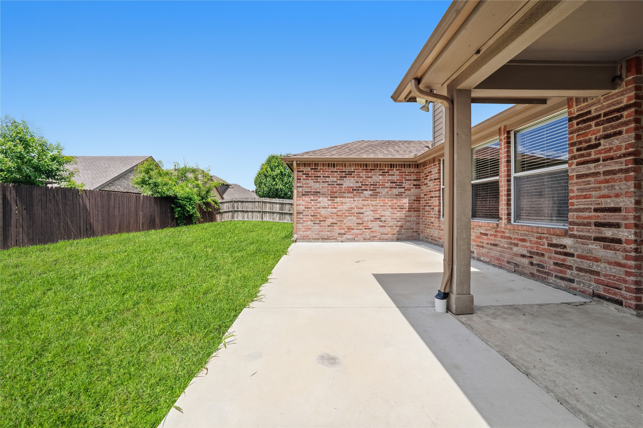 1011 Castroville Drive Forney TX 75126