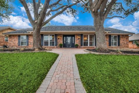 1115 Crowley Road Arlington TX 76012