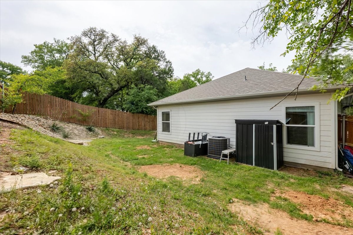 921 Indian Drive Granbury TX 76048