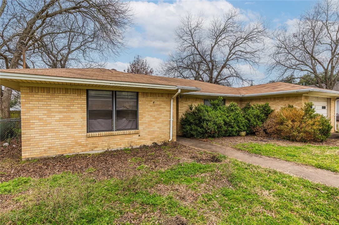 307 W Elm Street West TX 76691