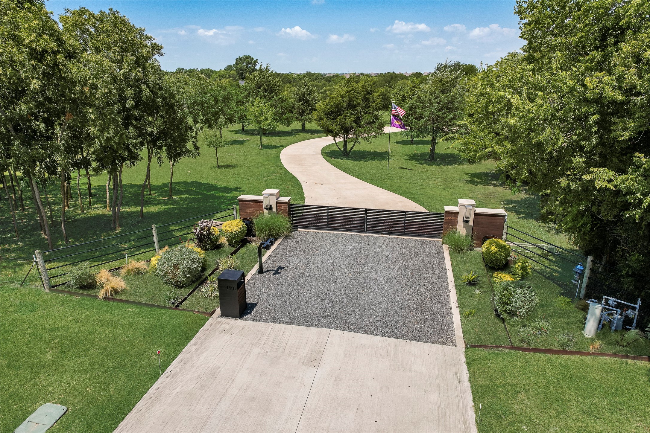 1501 The Rock Rockwall TX 75087