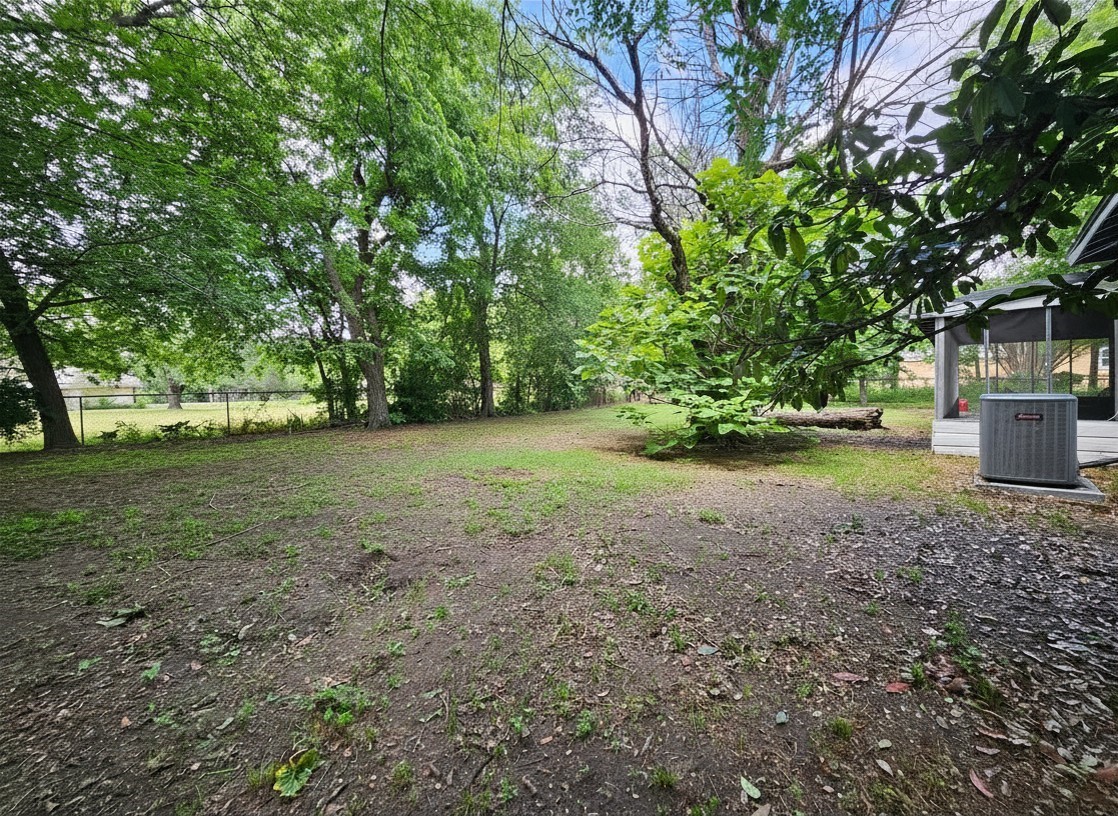 2505 Campbell Street Commerce TX 75428