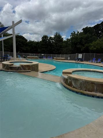 405 Stoneleigh Circle Lake Dallas TX 75065
