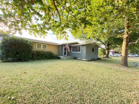 510 N Hall Street Hamilton TX 76531