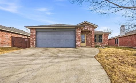 2516 Red Oak Drive Little Elm TX 75068