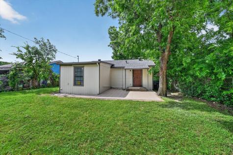 1119 E Cantey Street Fort Worth TX 76104