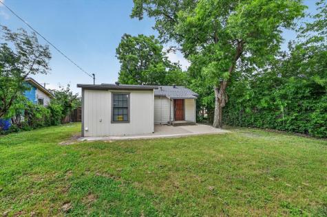1119 E Cantey Street Fort Worth TX 76104