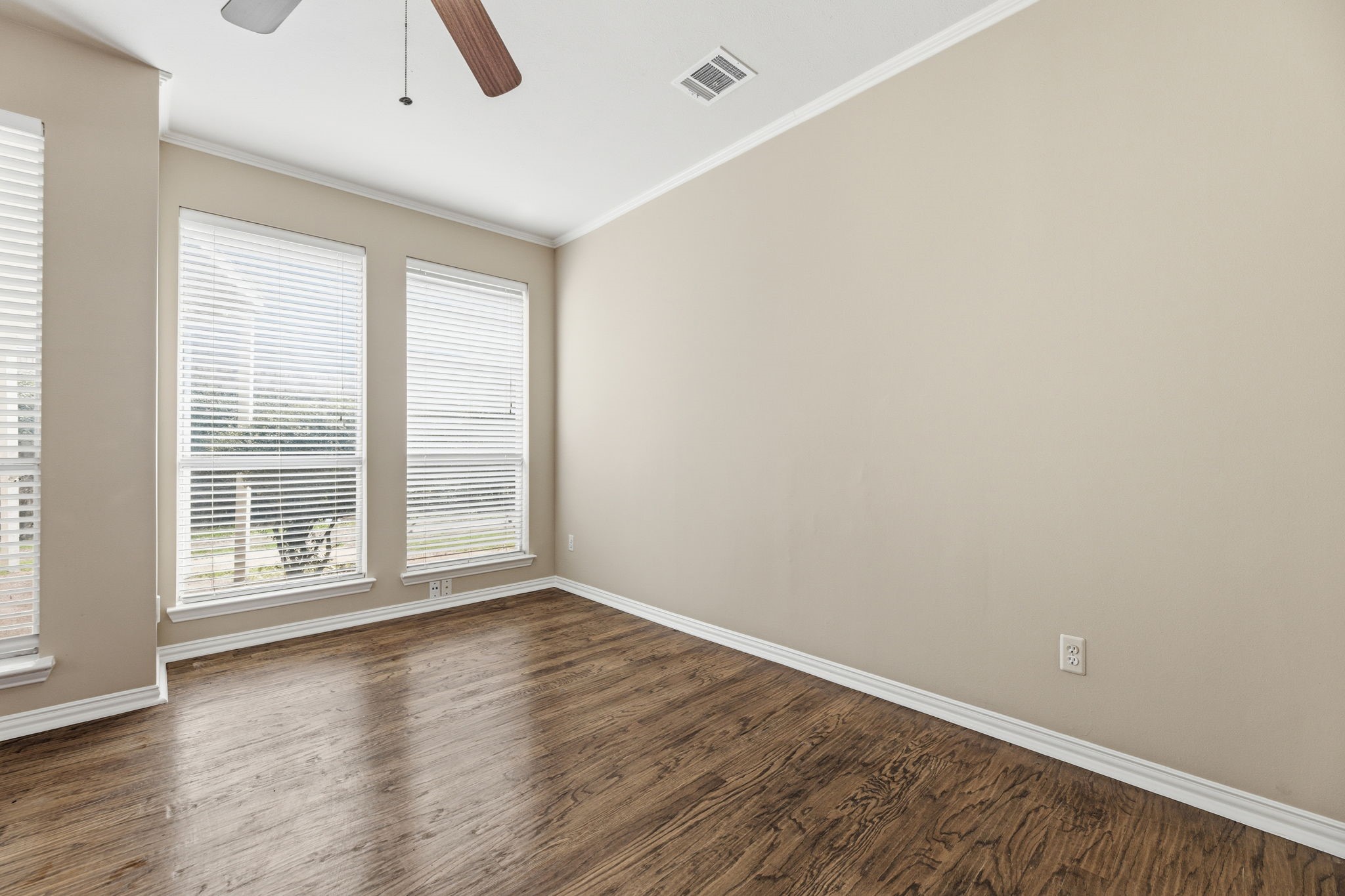 4124 Briarbend Road Dallas TX 75287