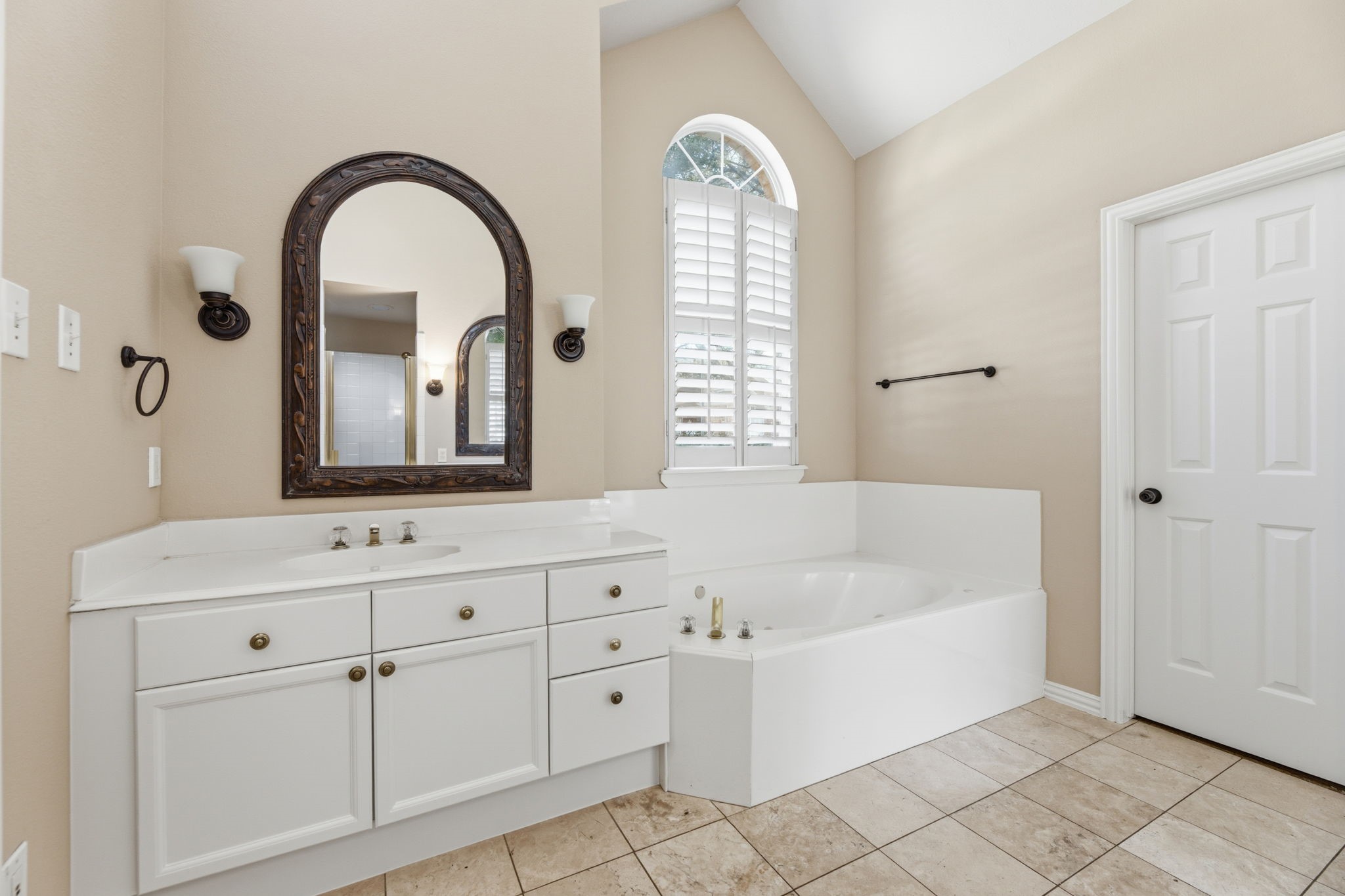 4124 Briarbend Road Dallas TX 75287