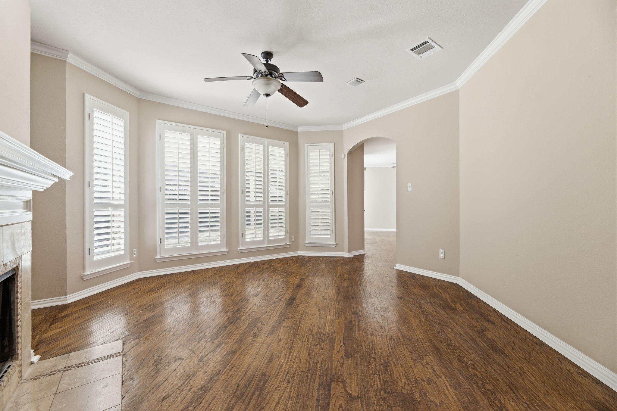 4124 Briarbend Road Dallas TX 75287