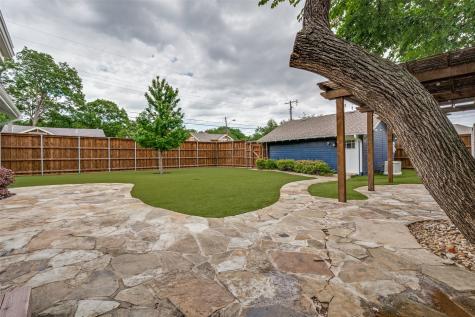 701 Dumont Street Dallas TX 75214