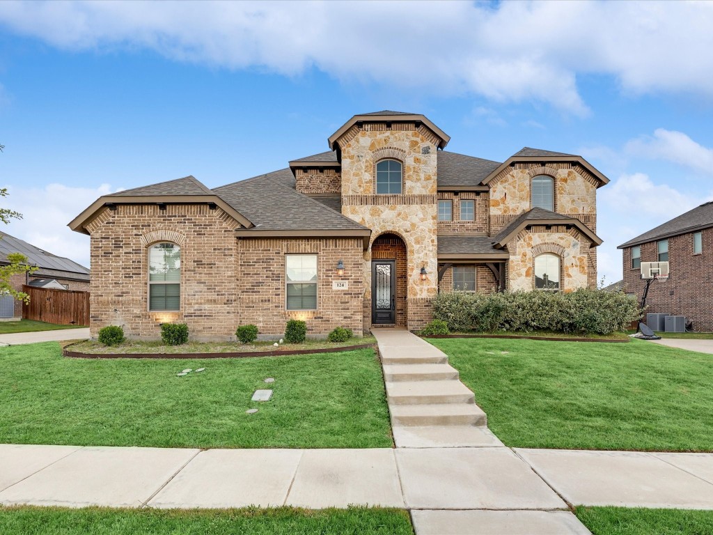 124 Street Elias Drive Burleson TX 76028