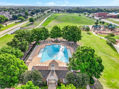 9932 Thomas Jefferson Drive Mckinney TX 75072