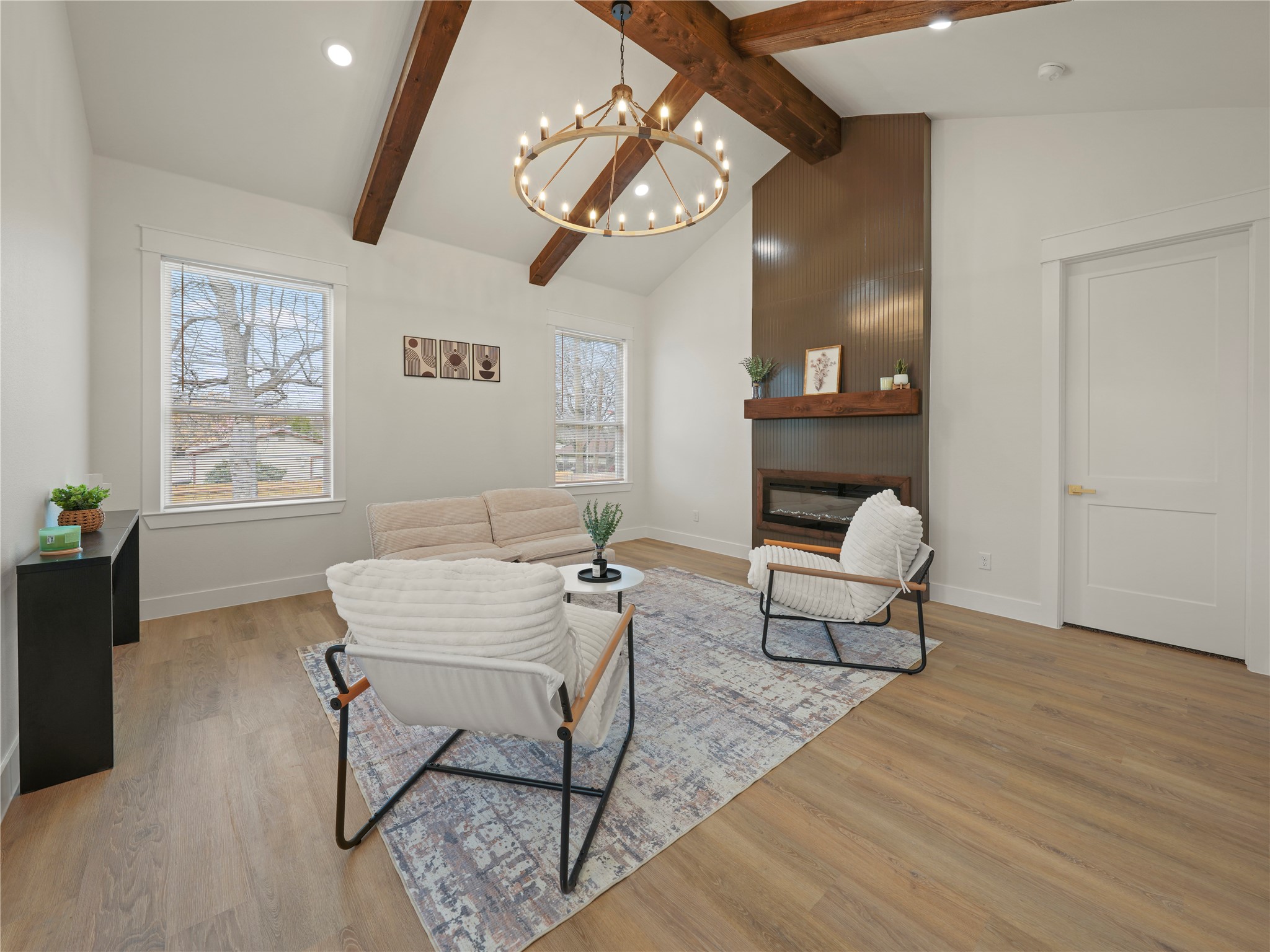 1033 E Bowie Street Fort Worth TX 76104