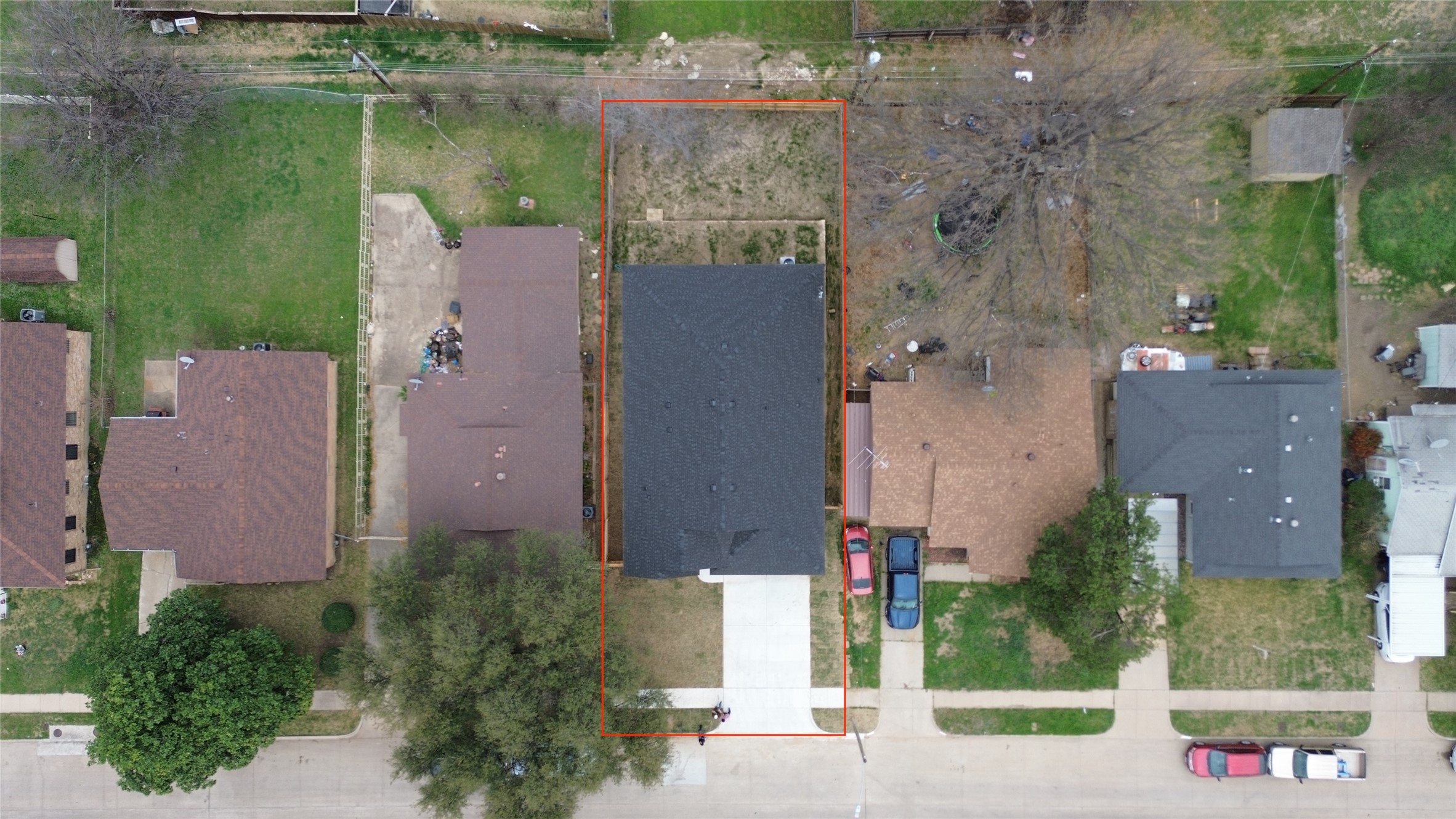 1033 E Bowie Street Fort Worth TX 76104