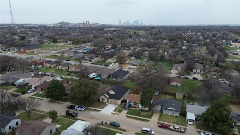 1033 E Bowie Street Fort Worth TX 76104