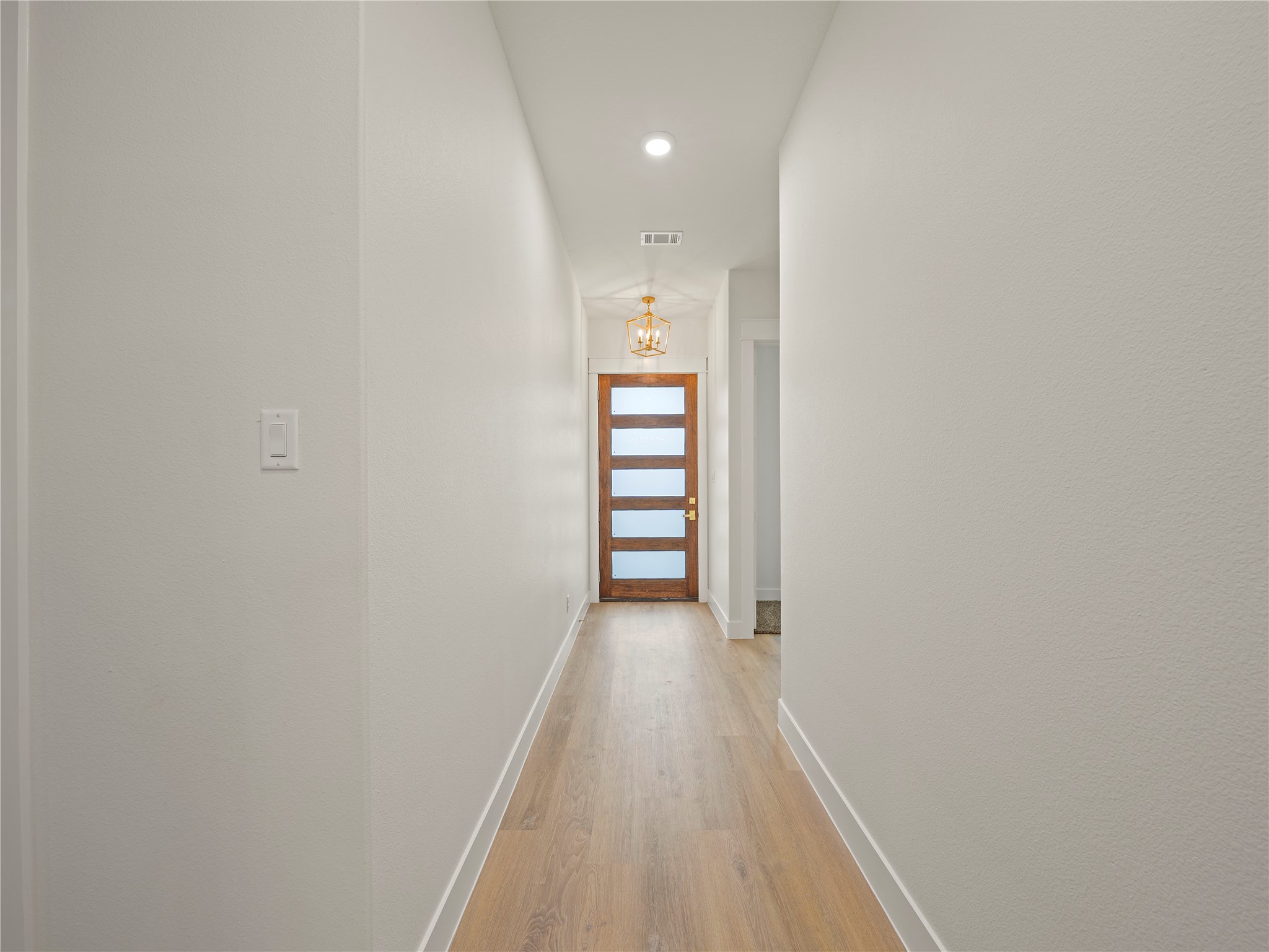 1033 E Bowie Street Fort Worth TX 76104