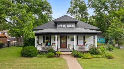 708 N Anglin Street Cleburne TX 76031