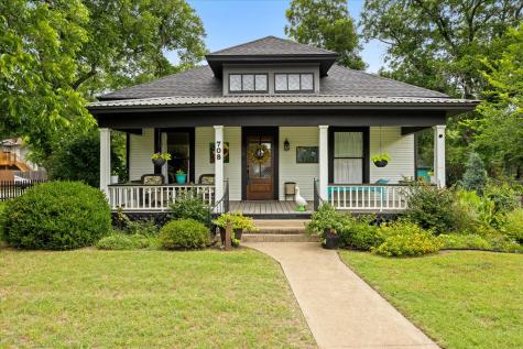 708 N Anglin Street Cleburne TX 76031
