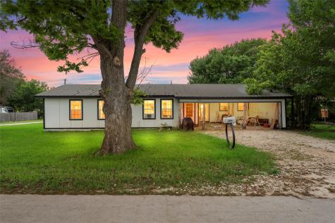 209 N Goddard Street Mart TX 76664