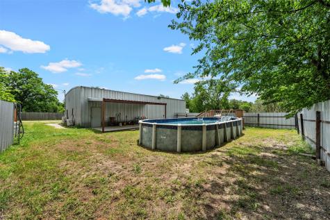209 N Goddard Street Mart TX 76664
