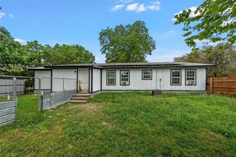 209 N Goddard Street Mart TX 76664