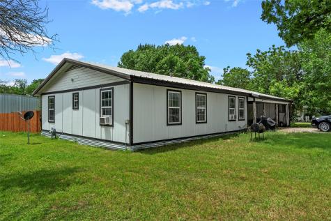 209 N Goddard Street Mart TX 76664