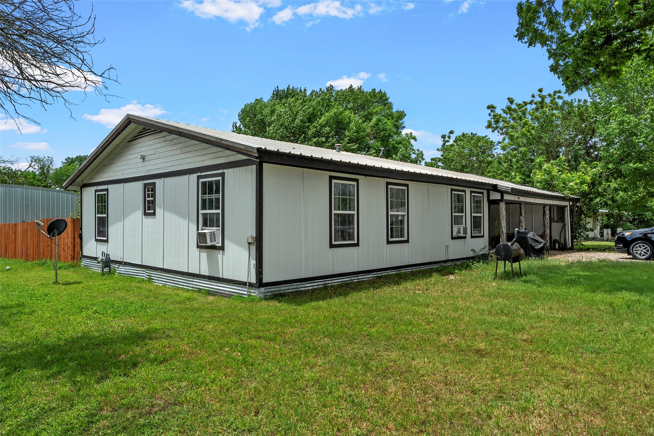 209 N Goddard Street Mart TX 76664