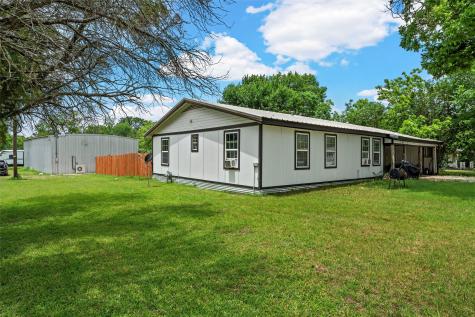 209 N Goddard Street Mart TX 76664