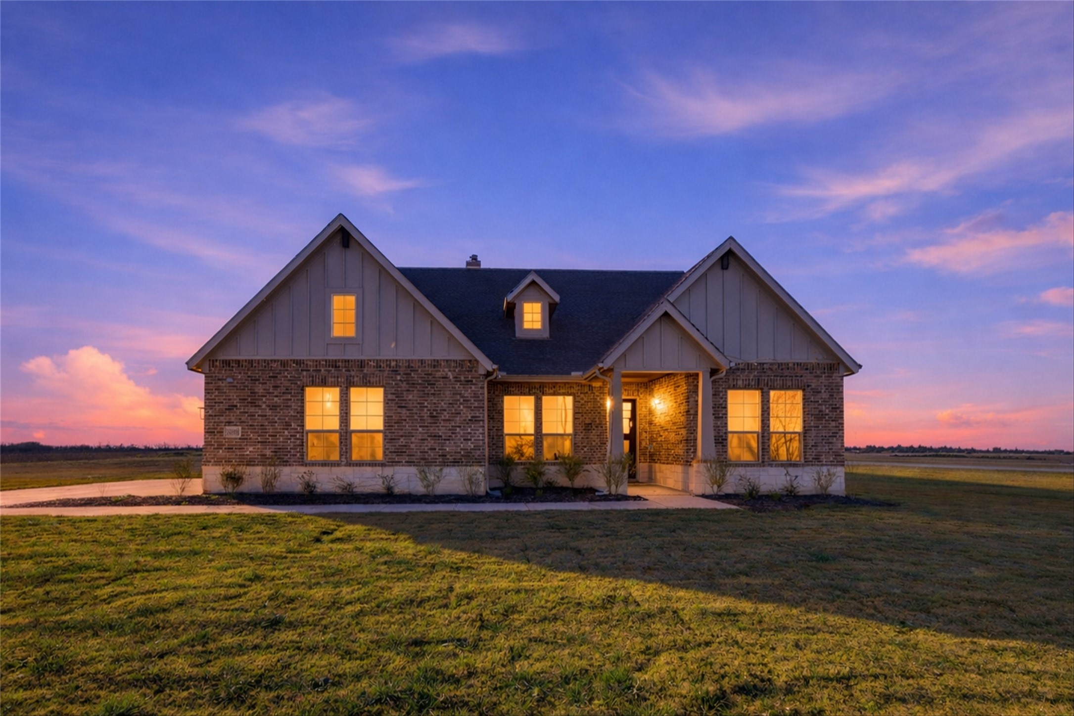 1030 County Road 200 Valley View TX 76272