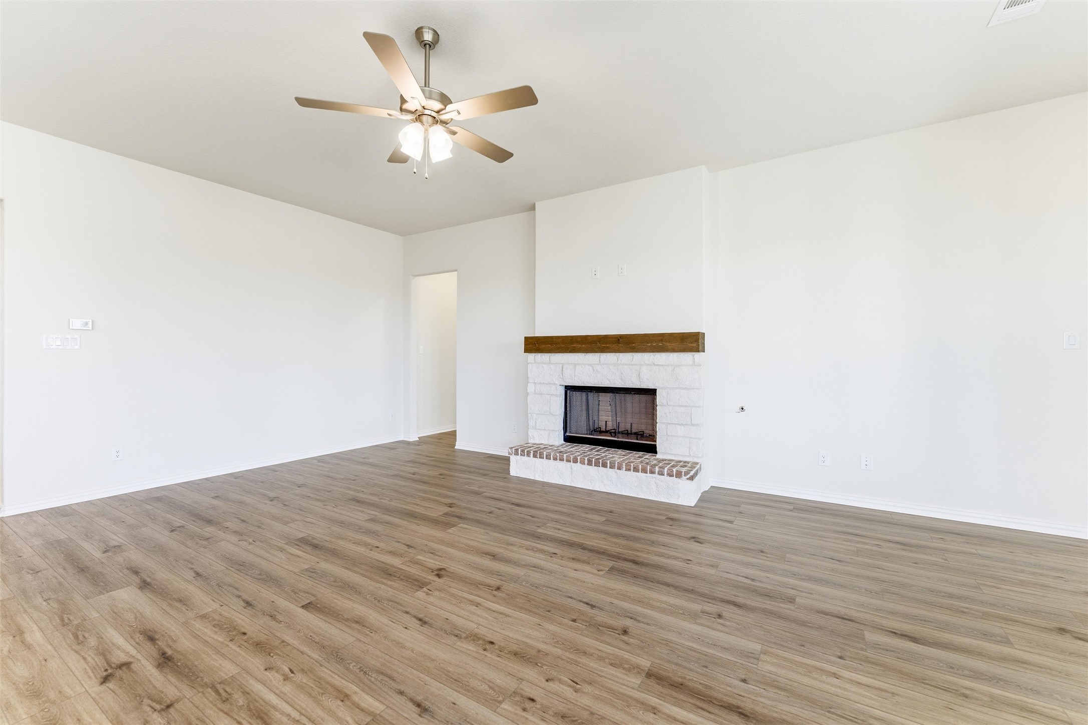 1030 County Road 200 Valley View TX 76272