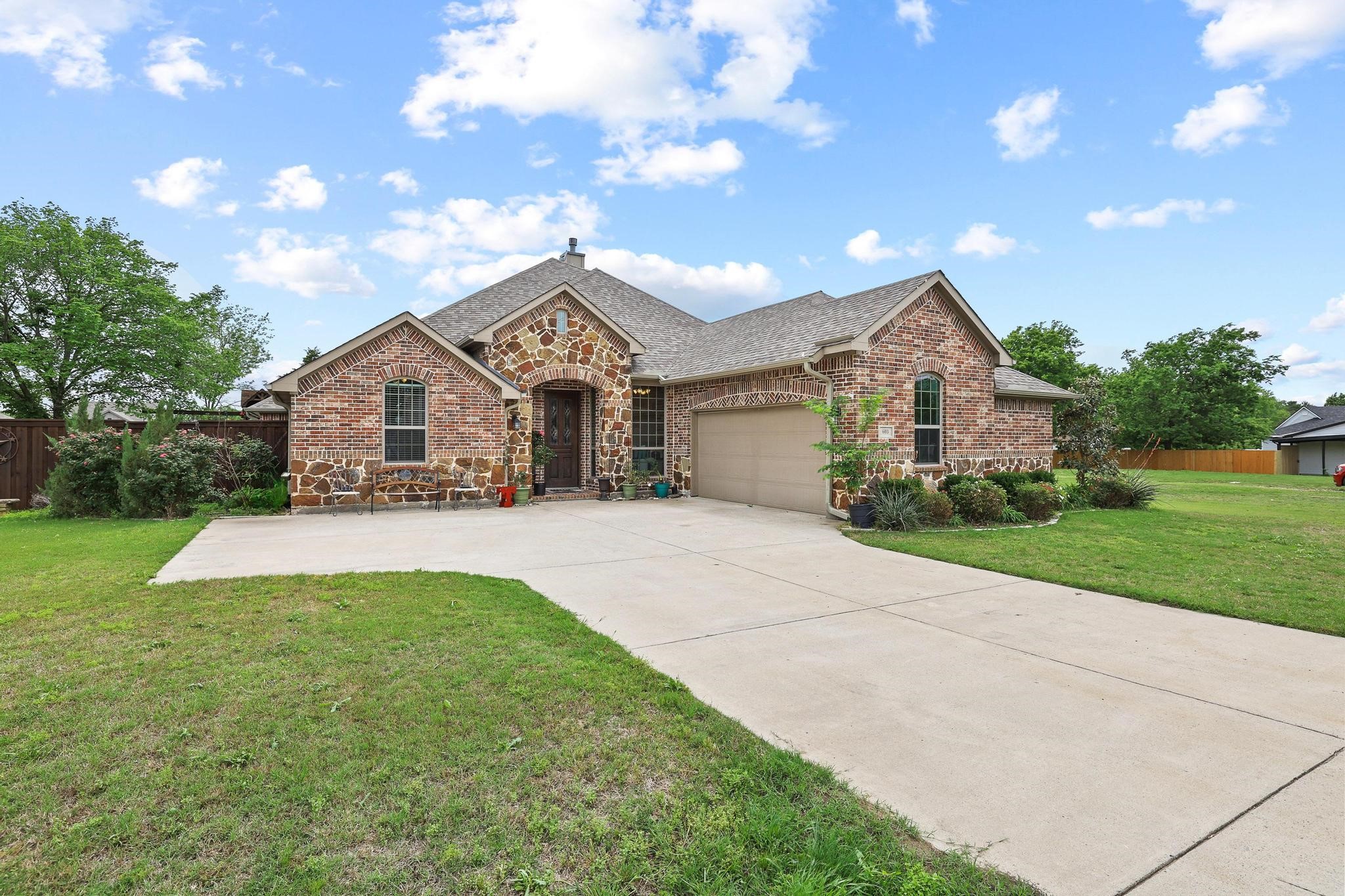 603 E Saunders Street Trenton TX 75490