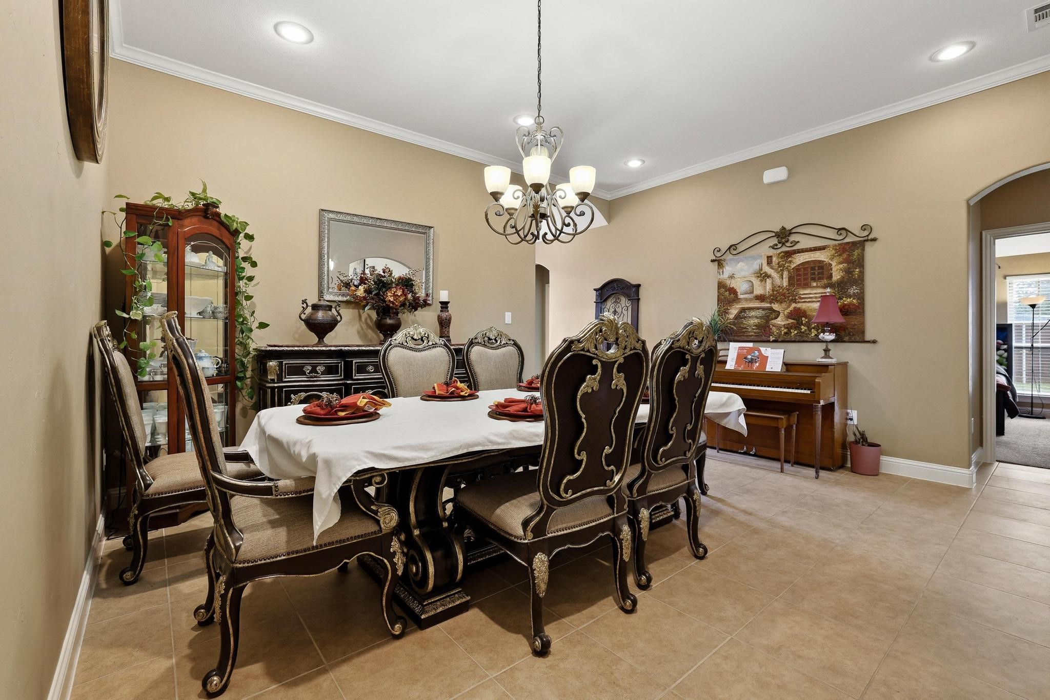 603 E Saunders Street Trenton TX 75490