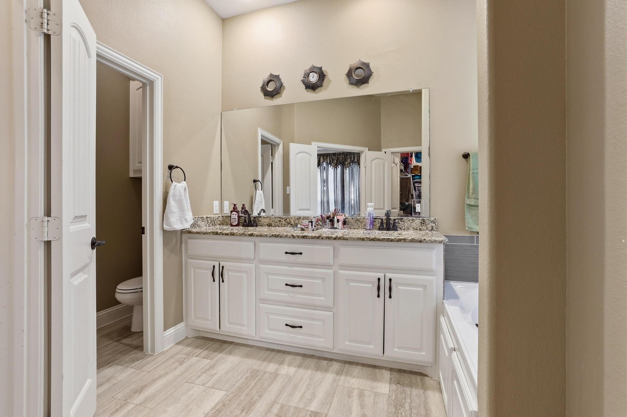 603 E Saunders Street Trenton TX 75490